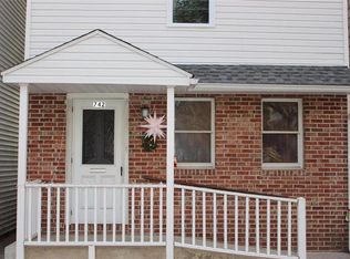 742 3rd St, Catasauqua, PA 18032