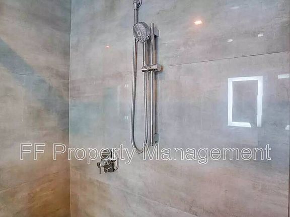4th image of 521 2nd Ave #5