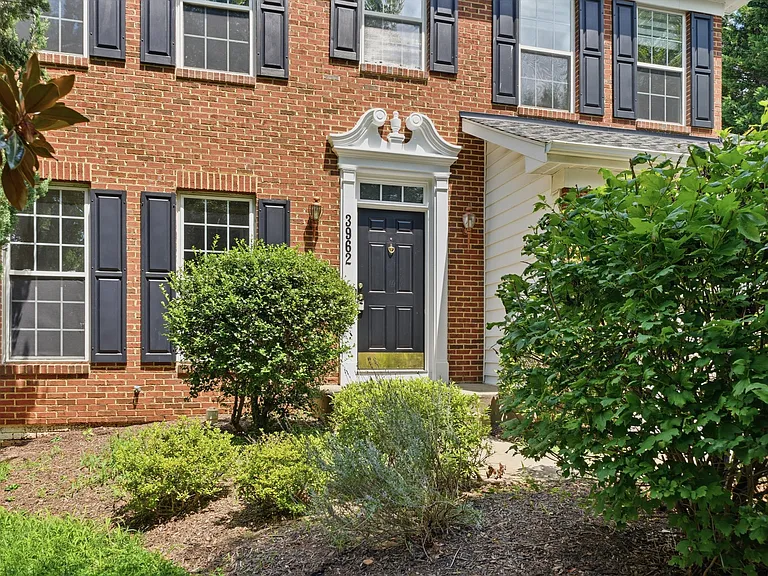 3962 Triton St — Photo 4