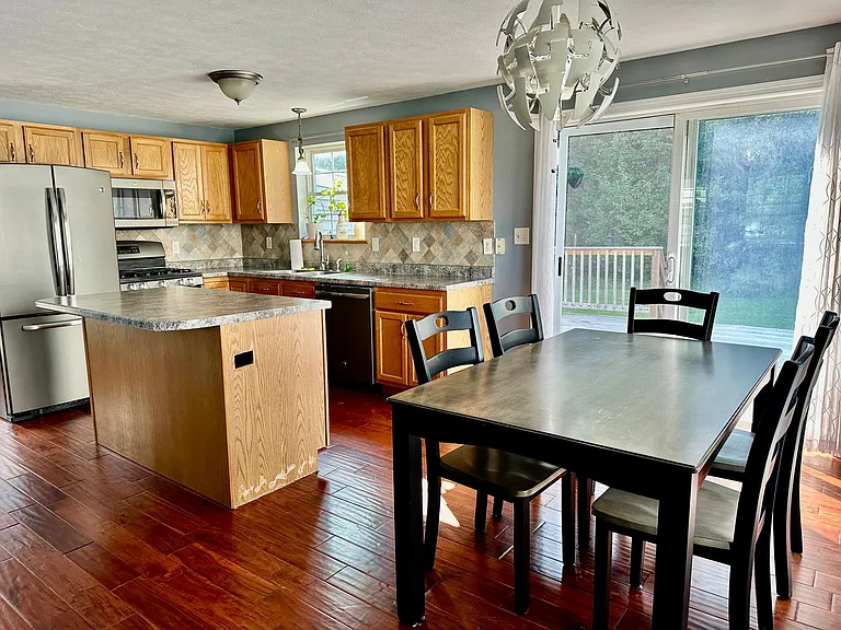 39 Merganser St — Photo 7