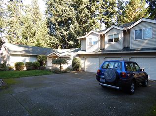 10521 226th St SW, Edmonds, WA 98020