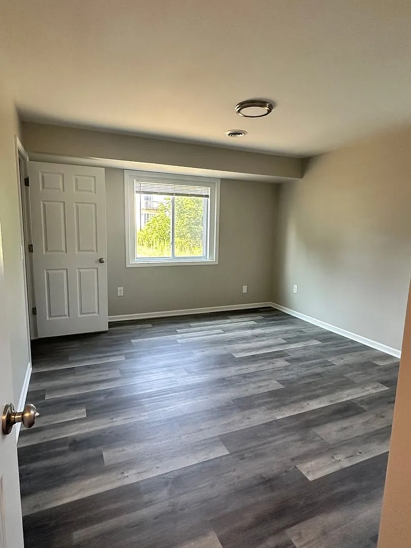 172 - 178 Talon Place — Photo 4