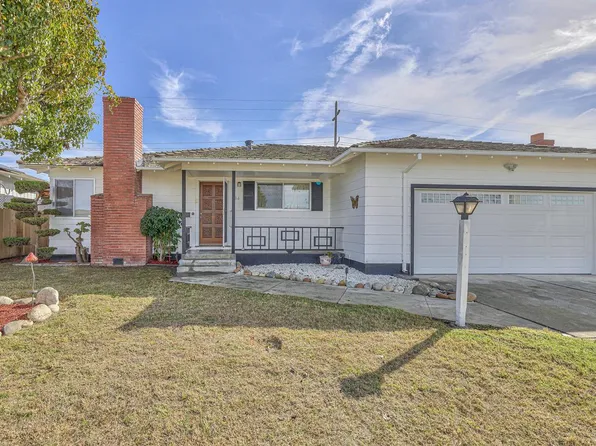 66 Saint Francis Way, Salinas, CA 93906