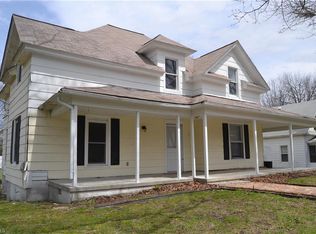 202 Walnut St, Thomasville, NC 27360