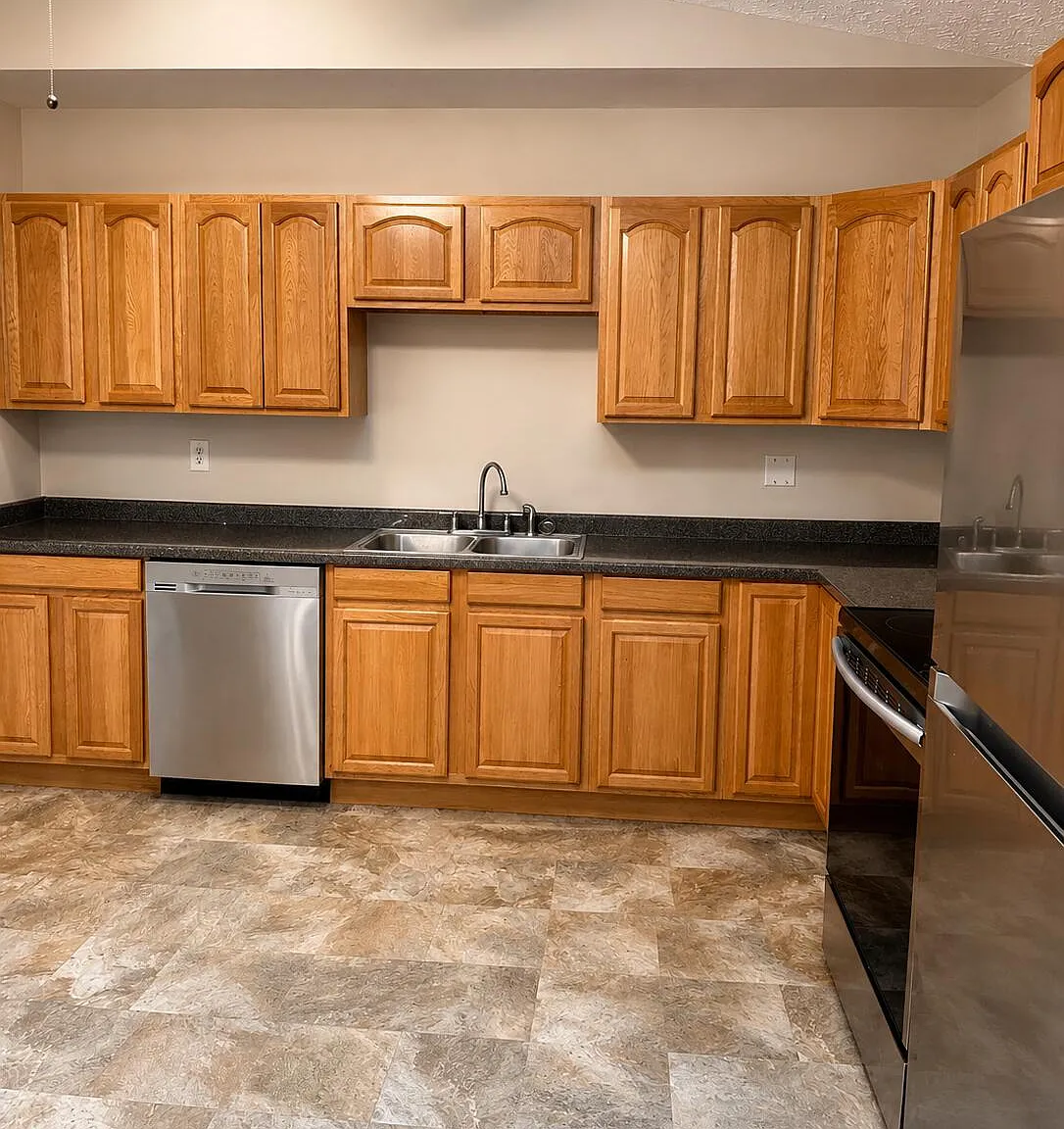 2 bed, 2.0 bath, 1280 sqft, $2,000 — Photo 2