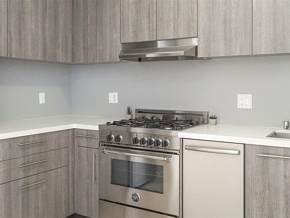 3rd image of 870 Harrison St Unit 404