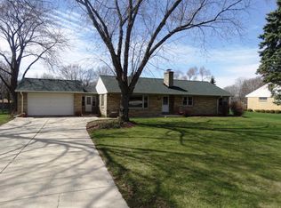 4105 N 137th St, Brookfield, WI 53005