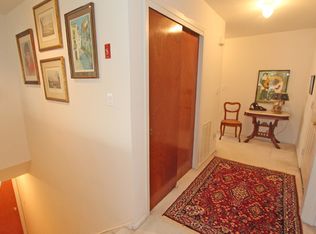 25 Jennifer Dr, East Hanover, NJ 07936