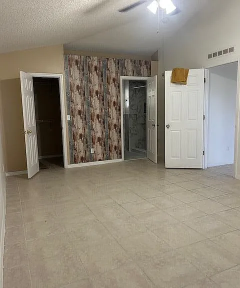 5218 NW West Piper Cir — Photo 11