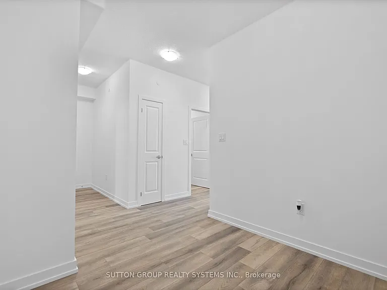 470 Dundas St E #617 — Photo 13