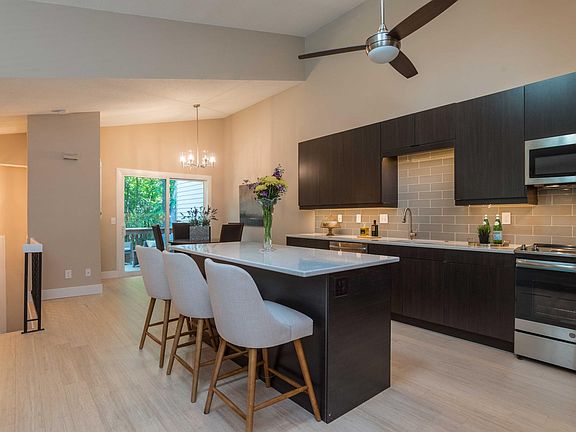 4th image of 5278 Ximines Ln N