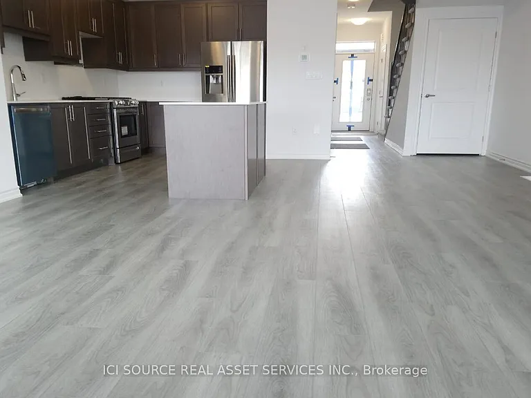 4 Bellhouse Ave — Photo 8
