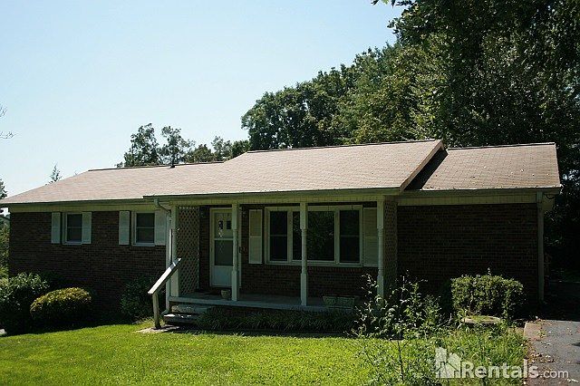 1st image of 3077 Napier Dr