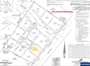 1528-1534 Barn Ct, Woodburn, OR