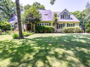 2 Marie Ln, East Sandwich, MA 02537