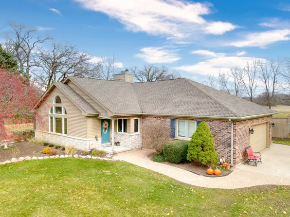 10210 N Clark Rd, Richmond, IL 60071