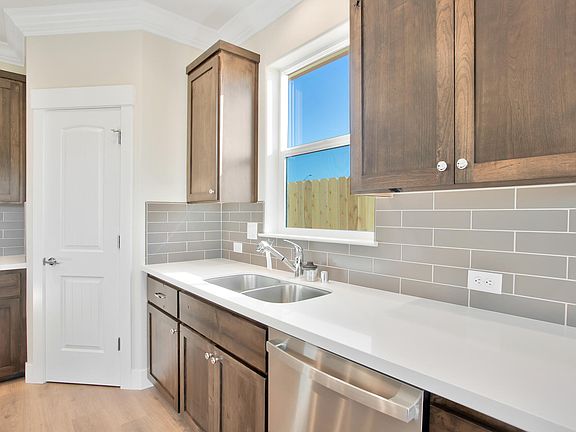 5th image of 5172 Merced Ct