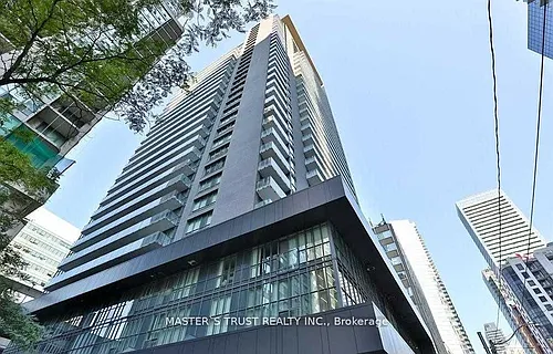 770 Bay St Photo 1