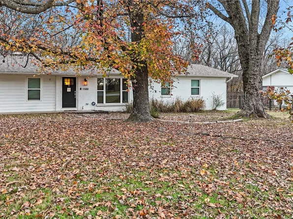 1588 S Curtis Ave, Pea Ridge, AR 72751
