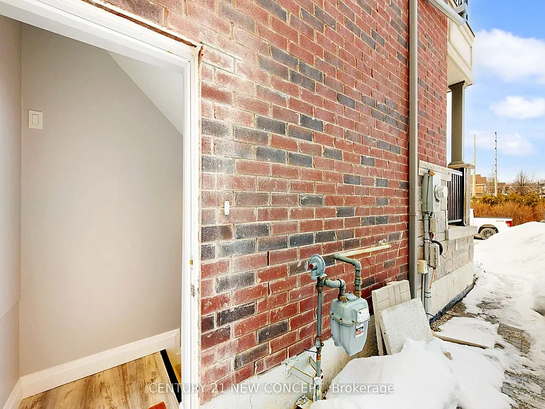 622 Sweetwater Cres #BSMNT — Photo 17