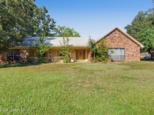 1700 Aubin Blvd, Gautier, MS 39553
