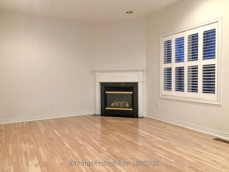 13 Pembrooke Rd — Photo 4