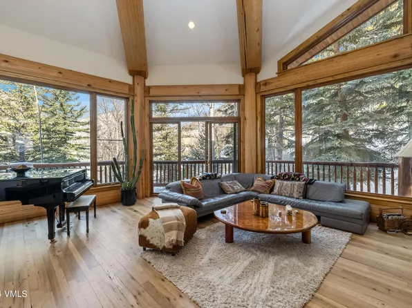 1319 Greenhill Ct, Vail, CO 81657