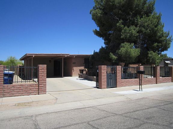 2nd image of 1707 E Calle Salamanca