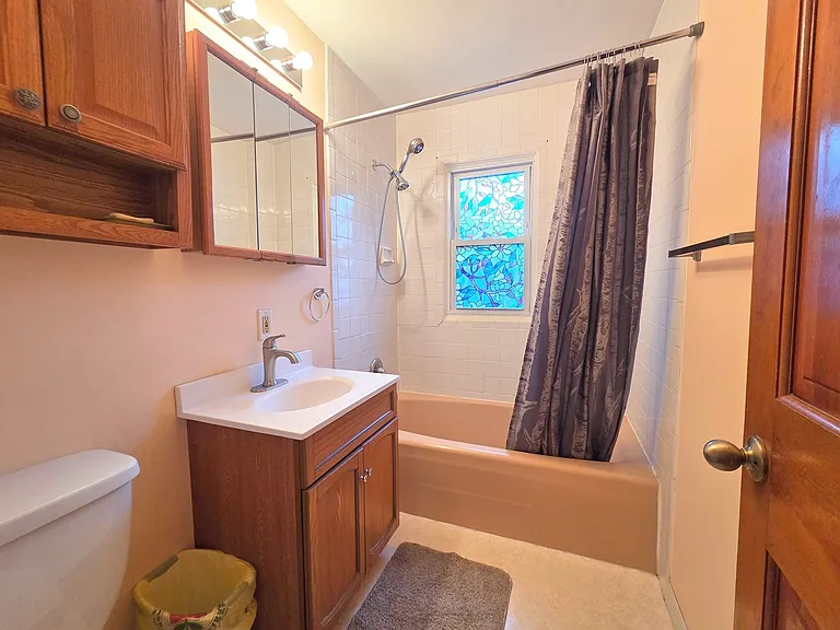 336 E Orchard St — Photo 17