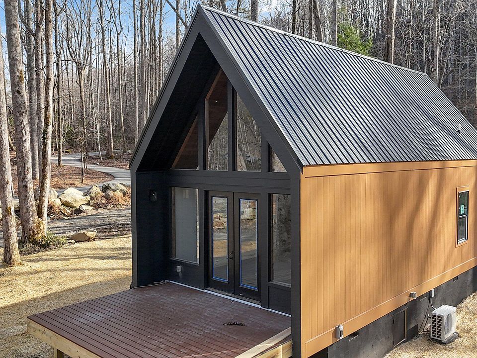 1st image of 210 Braydens Way