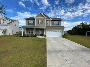 205 Pine Island Dr, Hampstead, NC 28443