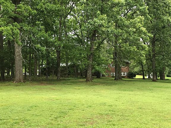 3rd image of 6730 Stonewall Ln