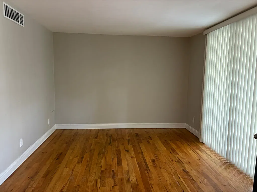 2 bed, 792 sqft, $2,200 — Photo 4