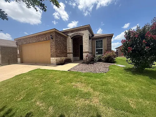 352 Martha Dr Photo 1
