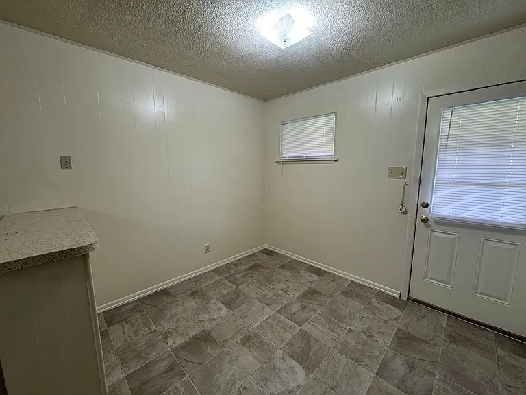 808 Safady Ave — Photo 13