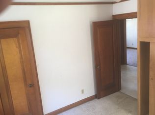 473-475 W Oakland Ave, PORT WASHINGTON, WI 53074