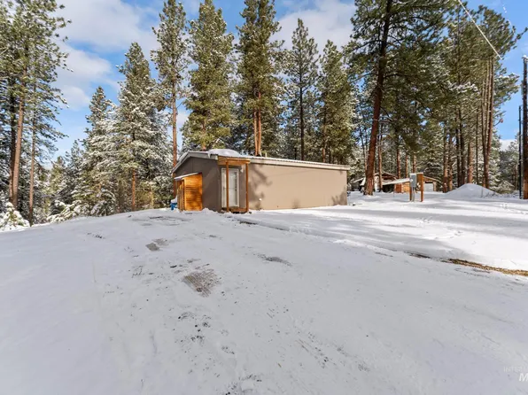 83 Sunset Loop, Cascade, ID 83611