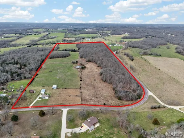 21010 Highway Dd, Crocker, MO 65452