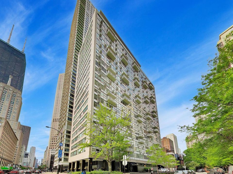 1st image of 1000 N Lake Shore Dr APT 2205