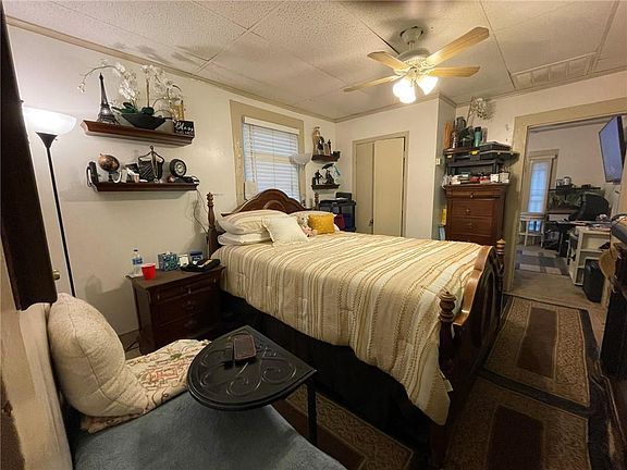 5th image of 733 Whitney Ave