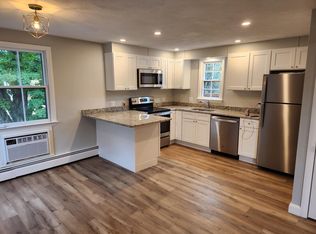 6 Maple Ave #B, Ipswich, MA 01938