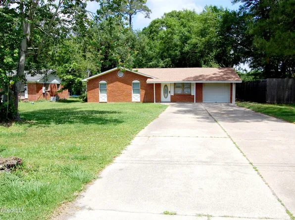 3313 Ronnie Ave, Pascagoula, MS 39581