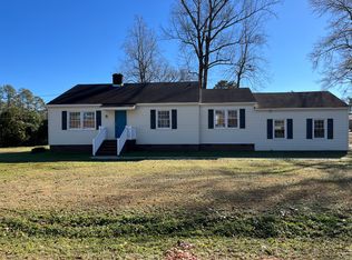 1203 Park Dr, Trent Woods, NC 28562