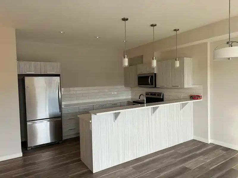 Calgary Townhouse for rent - 2 Bedrooms — photo 6
