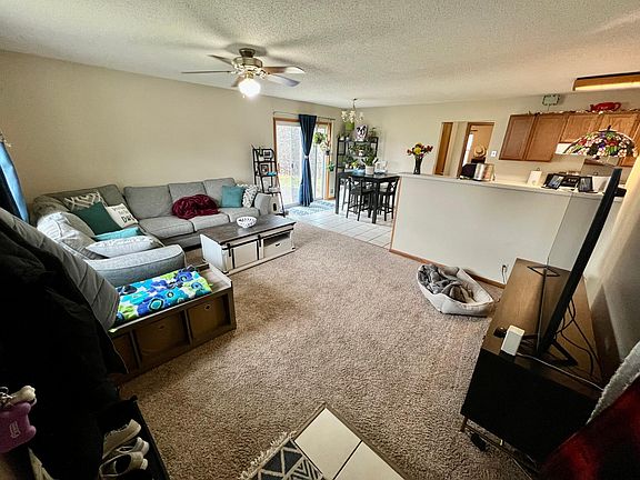 4th image of 2209 Melanie Ln