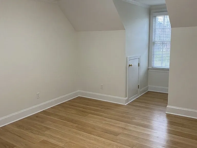 303 Camden Branch Dr — Photo 14