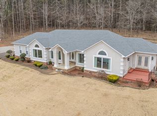 1255 Twin View Cir, Selmer, TN 38375