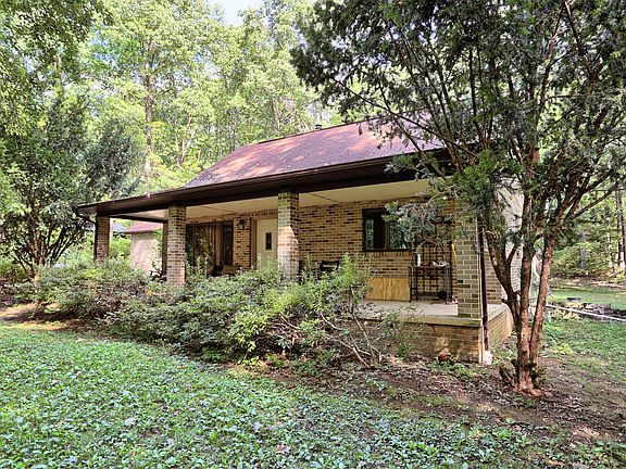 1250 Barn Lane House For Rent