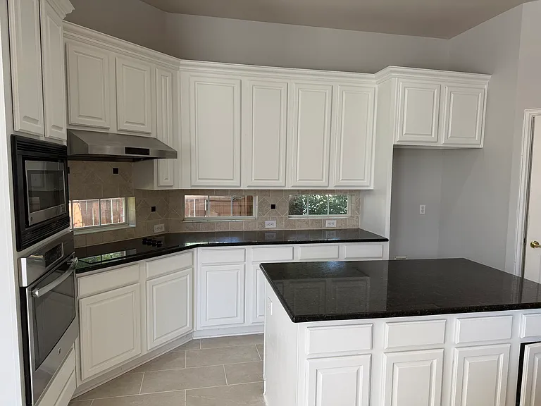 2508 Sir Percival Ln — Photo 2