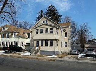 13 Bristol St, Springfield, MA 01109